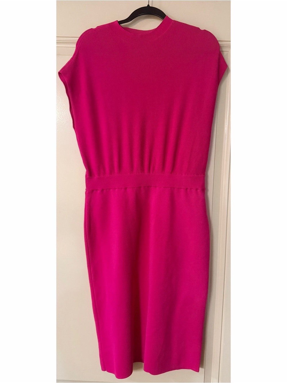 Ann Taylor Ribbed Sweater dress in Hot Pink. Size Medium Petite
